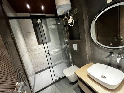 Bathroom Image of 2100 Sq.ft 4 BHK Builder Floor for sale in Janakpuri New Delhi for Rs. 57500000