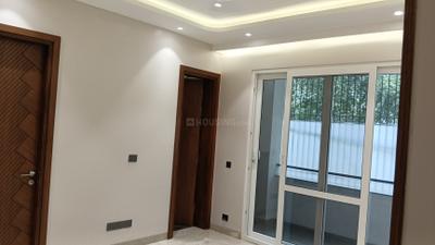 Bedroom Image of 2700 Sq.ft 4 BHK Builder Floor for sale in Kalkaji New Delhi for Rs. 75000000