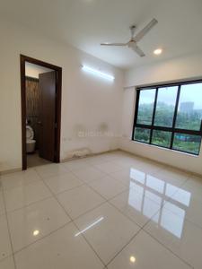 Bedroom Image of 1300 Sq.ft 3 BHK Apartment / Flat for sale in Shapoorji Pallonji Vicinia, Powai Mumbai for Rs. 42000000