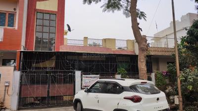 Image of 960 Sq.ft 2.5 BHK Independent House for sale in Omicron II, Greater Noida for Rs. 21000000