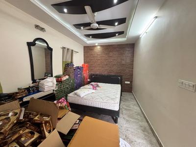 1 RK Independent Builder Floor