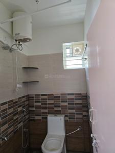 Bathroom Image of 630 Sq.ft 1 BHK Apartment / Flat for rent in Mahadevapura Bengaluru for Rs. 37000