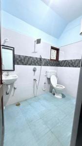 Bathroom Image of 1200 Sq.ft 2 BHK Independent House for rent in Kumbakonam Thanjavur for Rs. 15000