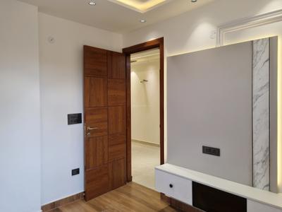 Bedroom Image of 900 Sq.ft 3 BHK Apartment / Flat for sale in Goyal Apartment, Najafgarh New Delhi for Rs. 9000000