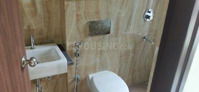 Common Bathroom Image of 950 Sq.ft 2 BHK Apartment / Flat for sale in Thane West Thane for Rs. 10500000