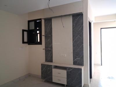 Living Room Image of 550 Sq.ft 1 BHK Apartment / Flat for sale in Sector 74 Noida for Rs. 2500000