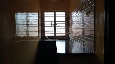 Kitchen Image of 665 Sq.ft 2 BHK Apartment / Flat for sale in Keshtopur Kolkata for Rs. 2100000