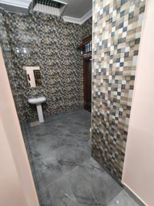 Bathroom Image of 1000 Sq.ft 2.5 BHK Independent House for rent in Kamta Lucknow for Rs. 14000