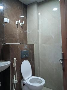 Common Bathroom Image of 950 Sq.ft 2 BHK Apartment / Flat for sale in Sector 49 Noida for Rs. 4600000