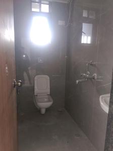 Common Bathroom Image of 650 Sq.ft 2 BHK Apartment / Flat for sale in Borivali West Mumbai for Rs. 19500000