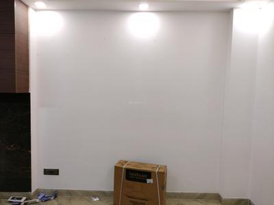 Living Room Image of 650 Sq.ft 2 BHK Builder Floor for sale in DDA Residential Flats, Sector 8 Dwarka New Delhi for Rs. 11500000