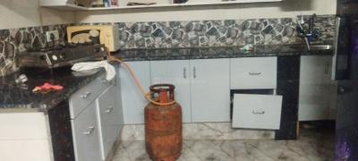 Kitchen Image of 1500 Sq.ft 3 BHK Independent House for rent in Mansarover Garden New Delhi for Rs. 35000