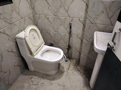 Image of 900 Sq.ft 2 BHK Builder Floor for rent in Indirapuram, Ghaziabad for Rs. 22000