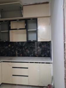 Kitchen Image of 1000 Sq.ft 2 BHK Apartment / Flat for sale in Sector 72 Noida for Rs. 4000001