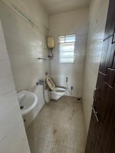 Bathroom Image of 1200 Sq.ft 2 BHK Apartment / Flat for rent in Somalwada Nagpur for Rs. 22000