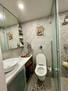 Image of 1050 Sq.ft 2 BHK Apartment / Flat for sale in Juhu, Mumbai for Rs. 37500000