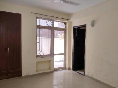 Bedroom Image of 900 Sq.ft 2 BHK Apartment / Flat for rent in Unitech Woodstock Floors, Sector 50 Gurgaon for Rs. 42000