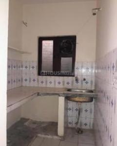 Kitchen Image of 450 Sq.ft 1 BHK Builder Floor for sale in Sant Nagar New Delhi for Rs. 6400000