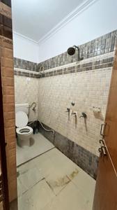 Bathroom Image of 500 Sq.ft 2 BHK Apartment / Flat for rent in Kalyanpur (West) Lucknow for Rs. 8500