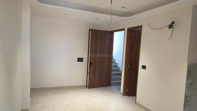 Living Room Image of 700 Sq.ft 2 BHK Builder Floor for sale in Mayur Vihar Phase 1 New Delhi for Rs. 7500000