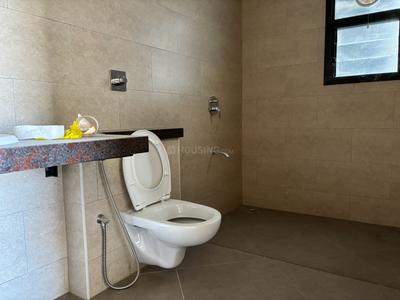 Bathroom Image of 1932 Sq.ft 3.5 BHK Apartment / Flat for sale in Sobha HRC Pristine, Jakkur Bengaluru for Rs. 31500000