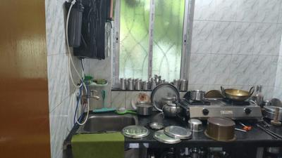 Kitchen Image of 750 Sq.ft 2 BHK Apartment / Flat for rent in Dum Dum Park Kolkata for Rs. 11000