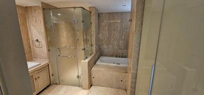 Bathroom Image of 7100 Sq.ft 4 BHK Apartment / Flat for sale in Ambience Caitriona, DLF Phase 3 Gurgaon for Rs. 180000000