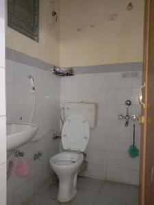 Common Bathroom Image of 480 Sq.ft 2 BHK Apartment / Flat for sale in Shapoorji Pallonji Shukhobrishti, New Town Kolkata for Rs. 3600000