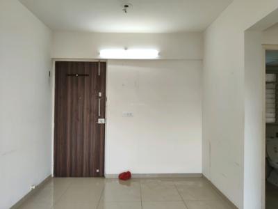 Living Room Image of 612 Sq.ft 2 BHK Apartment / Flat for rent in Mahindra Happinest Kalyan, Bhiwandi Thane for Rs. 17000