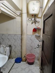 Bathroom Image of Simran Girls PG in Sant Nagar, New Delhi