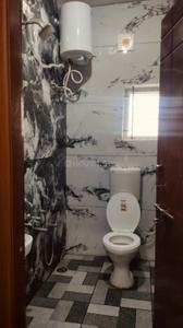 Bathroom Image of 600 Sq.ft 1 BHK Builder Floor for rent in JP Nagar Bengaluru for Rs. 15500