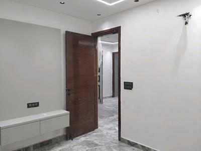 Bedroom Image of 1500 Sq.ft 4 BHK Builder Floor for sale in Rohini Sector 28 New Delhi for Rs. 14500000
