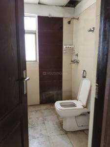 Image of 1500 Sq.ft 3 BHK Apartment / Flat for rent in Amrapali Castle, Chi V, Greater Noida for Rs. 19000