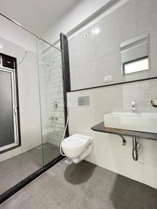 Bathroom Image of 900 Sq.ft 2 BHK Apartment / Flat for sale in Shreeji Atlantis , Malad West Mumbai for Rs. 22500000