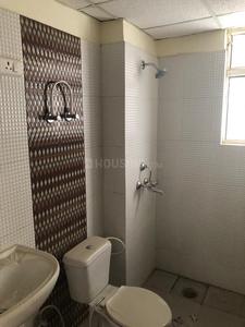 Bathroom Image of 1341 Sq.ft 3 BHK Apartment / Flat for sale in Proview Officer City, Raj Nagar Extension Ghaziabad for Rs. 7600000