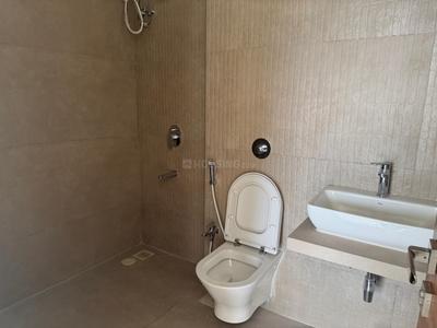 Bathroom Image of 1250 Sq.ft 3 BHK Apartment / Flat for sale in Regent Jeevan Tara CHSL, Vile Parle East Mumbai for Rs. 45000000