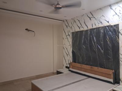 Bedroom Image of 1800 Sq.ft 3 BHK Builder Floor for sale in Paschim Vihar New Delhi for Rs. 40000000