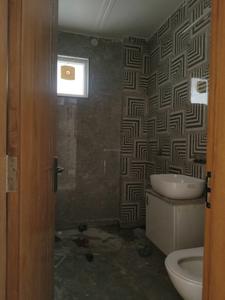Common Bathroom Image of 1850 Sq.ft 4 BHK Builder Floor for sale in Vasundhara Ghaziabad for Rs. 20500000