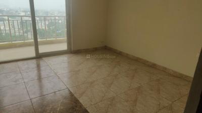 Bedroom Image of 2415 Sq.ft 4 BHK Apartment / Flat for rent in Rise Organic Homes Phase 1, Mahurali Ghaziabad for Rs. 40000