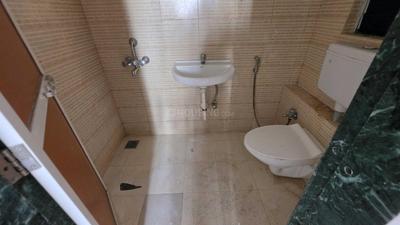 Bathroom Image of 587 Sq.ft 1 BHK Apartment / Flat for rent in DB Ozone, Dahisar East Mumbai for Rs. 20000