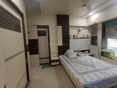 Bedroom Image of 1600 Sq.ft 3 BHK Apartment / Flat for rent in Shivaji Nagar Pune for Rs. 80000