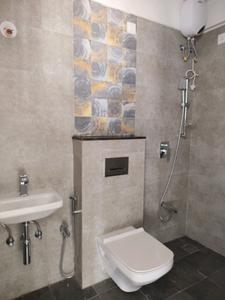 Common Bathroom Image of 1027 Sq.ft 2 BHK Apartment / Flat for sale in Disha Elysium, Andheri West Mumbai for Rs. 32900000