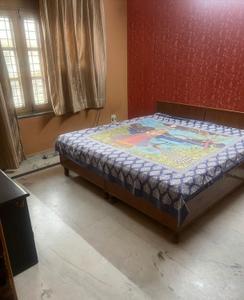 Bedroom Image of 1400 Sq.ft 2 BHK Builder Floor for rent in Sector 17 Gurgaon for Rs. 40000