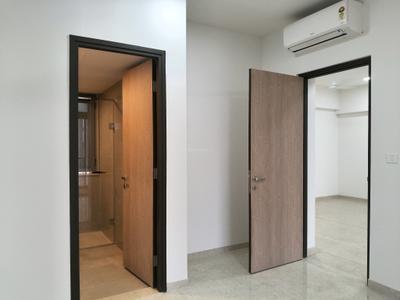 Bedroom Image of 1680 Sq.ft 3 BHK Apartment / Flat for sale in Piramal Mahalaxmi Central Tower 2, Worli Mumbai for Rs. 67500000