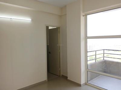 Bedroom Image of 750 Sq.ft 3 BHK Apartment / Flat for rent in Pyramid Infinity, Sector 70 Gurgaon for Rs. 21000
