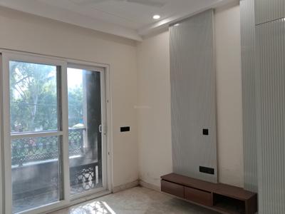 Bedroom Image of 1125 Sq.ft 3 BHK Builder Floor for rent in Paschim Vihar New Delhi for Rs. 50000