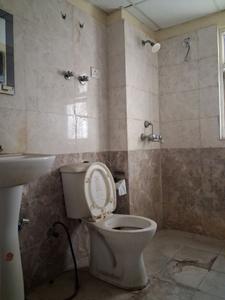 Common Bathroom Image of 1350 Sq.ft 3 BHK Apartment / Flat for sale in Gardenia Golf City Phase 4, Sector 75 Noida for Rs. 10800004