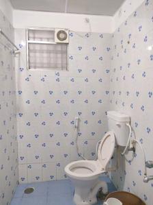 Common Bathroom Image of 930 Sq.ft 3 BHK Apartment / Flat for rent in Aswani Aaeesha, Rayasandra Bengaluru for Rs. 22000