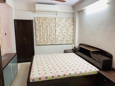 Bedroom Image of 1233 Sq.ft 2 BHK Apartment / Flat for rent in Jodhpur Ahmedabad for Rs. 35000
