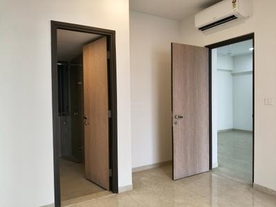 Bedroom Image of 1250 Sq.ft 3 BHK Apartment / Flat for sale in Lodha Divino, Matunga East Mumbai for Rs. 61000000